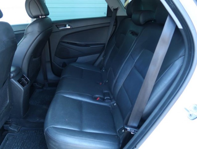 Hyundai Tucson  2.0 CRDi 