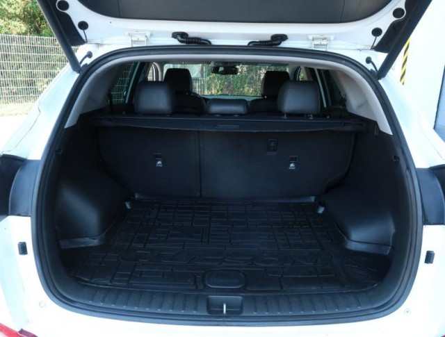 Hyundai Tucson  2.0 CRDi 