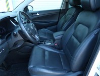 Hyundai Tucson  2.0 CRDi 