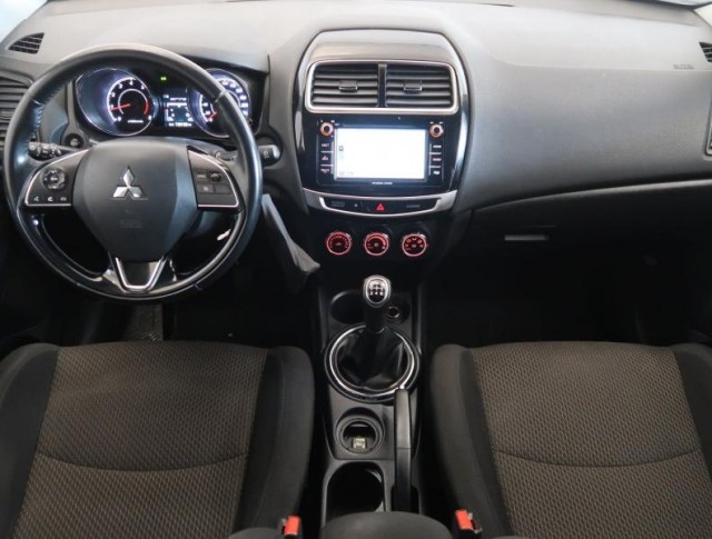 Mitsubishi ASX  1.6 MIVEC 