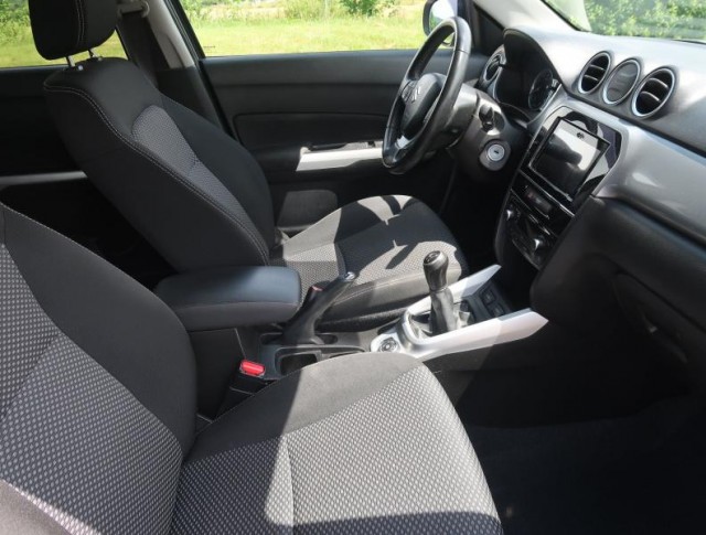Suzuki Vitara  1.6 VVT 