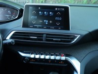 Peugeot 5008  1.5 BlueHDi 