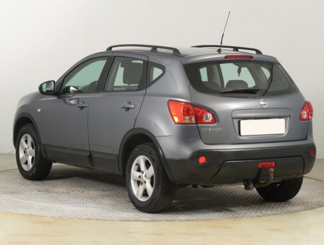 Nissan Qashqai  1.6 