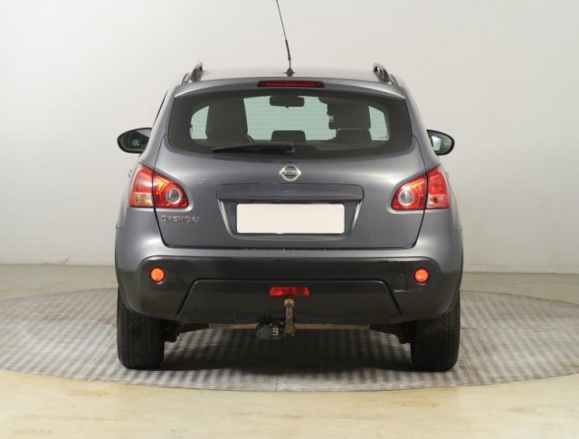 Nissan Qashqai  1.6 