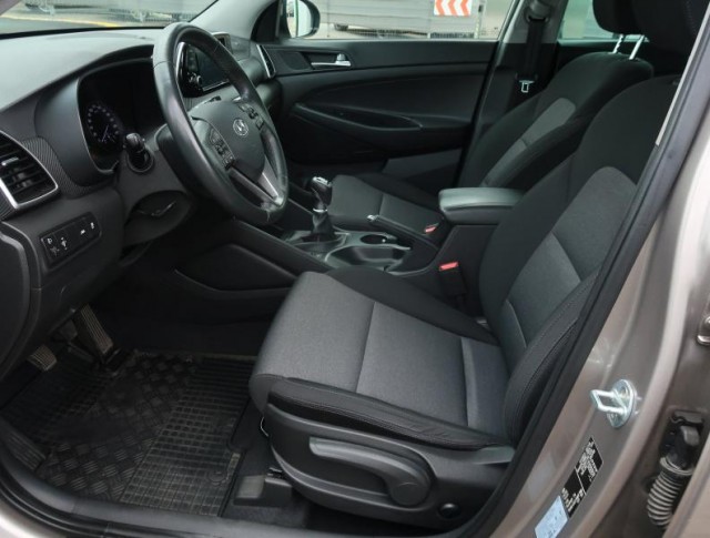 Hyundai Tucson  1.6 GDI 