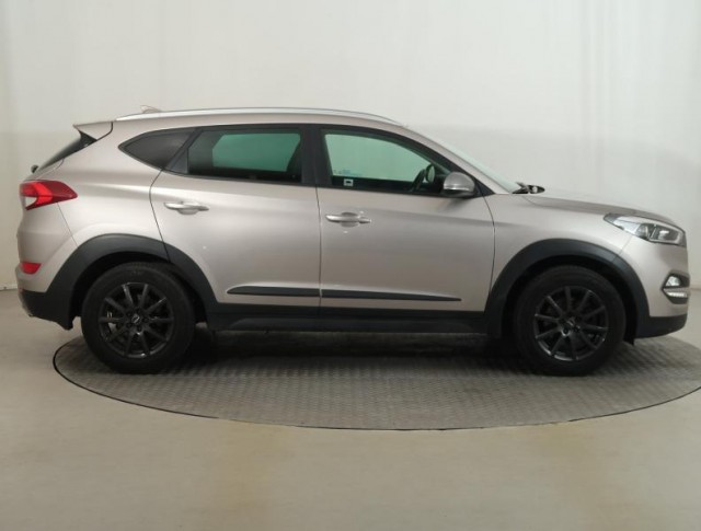 Hyundai Tucson  1.6 T-GDI 