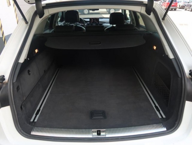 Audi A6 Allroad  3.0 TDI 