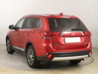 Mitsubishi Outlander  2.0 Intense