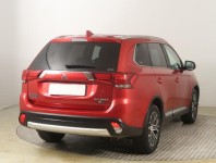 Mitsubishi Outlander  2.0 Intense