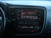 Mitsubishi Outlander  2.0 Intense