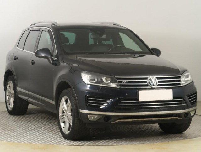 Volkswagen Touareg  3.0 TDI R-Line
