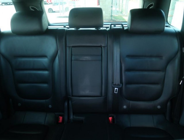 Volkswagen Touareg  3.0 TDI R-Line