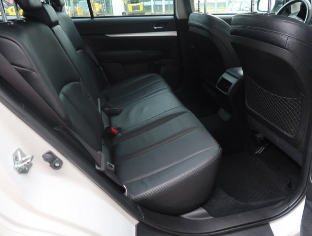 Subaru Outback  2.0 D 