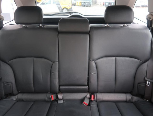 Subaru Outback  2.0 D 