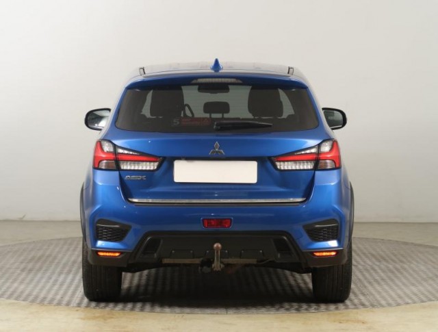 Mitsubishi ASX  2.0 MIVEC 