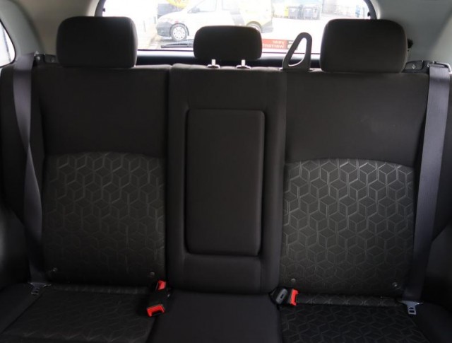 Mitsubishi ASX  2.0 MIVEC 