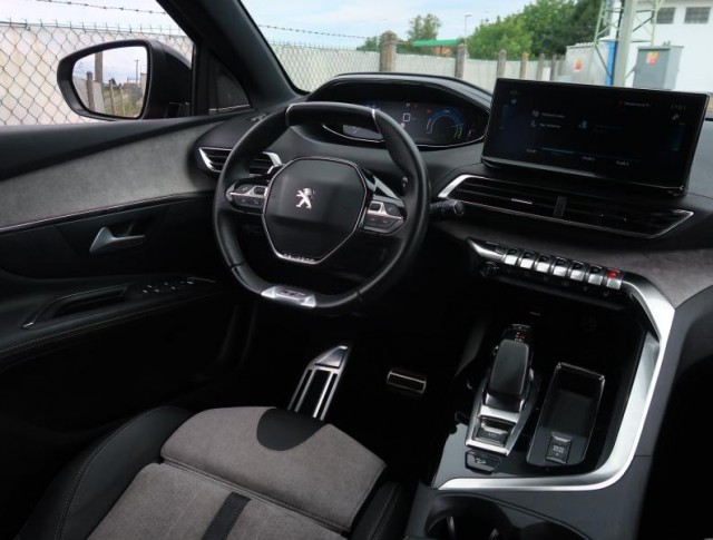Peugeot 3008  e-Hybrid 300 GT Pack