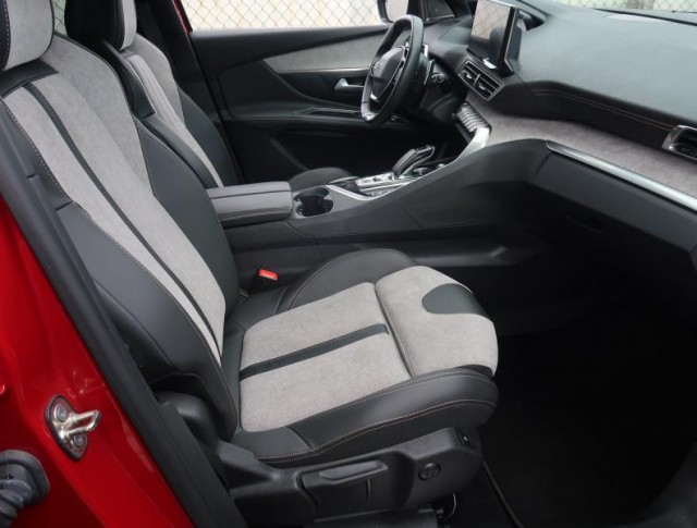 Peugeot 3008  e-Hybrid 300 GT Pack