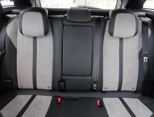 Peugeot 3008  e-Hybrid 300 GT Pack