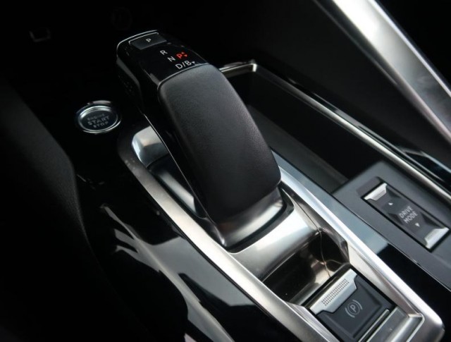 Peugeot 3008  e-Hybrid 300 GT Pack