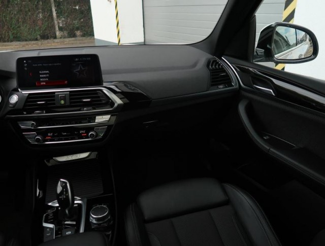 BMW X3  xDrive30d 