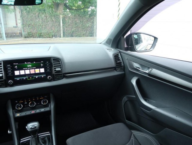 Škoda Karoq  1.5 TSI Sportline