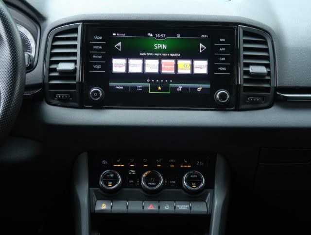 Škoda Karoq  1.5 TSI Sportline