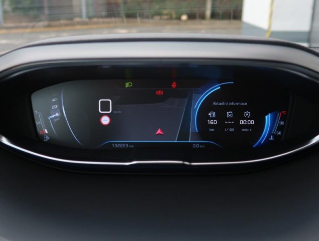 Peugeot 3008  1.5 BlueHDi Allure Pack