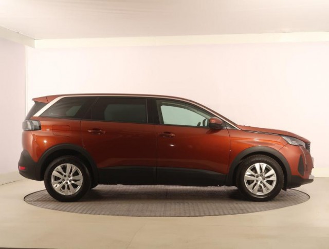 Peugeot 5008  PureTech 130 Active Pack