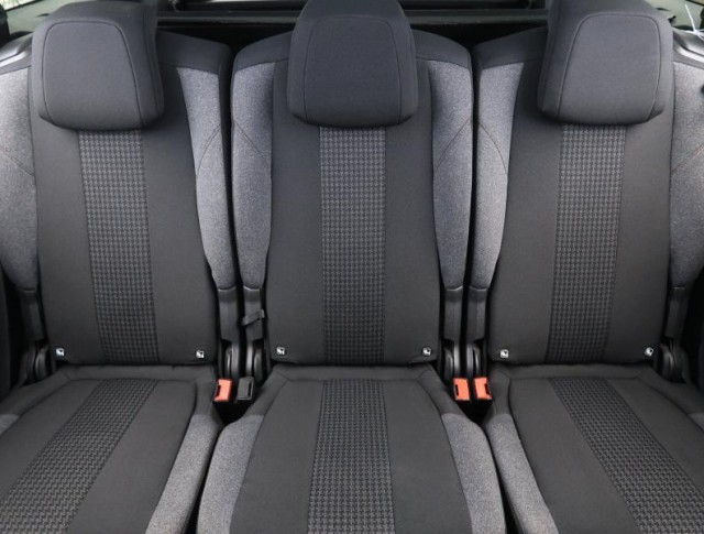 Peugeot 5008  PureTech 130 Active Pack
