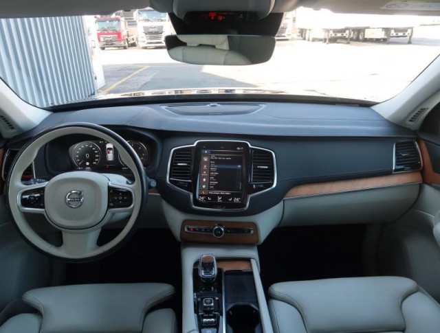 Volvo XC90  B5 AWD Inscription