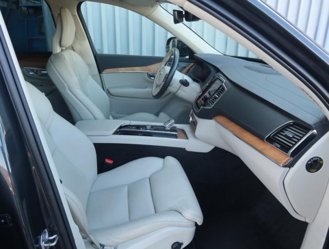 Volvo XC90  B5 AWD Inscription
