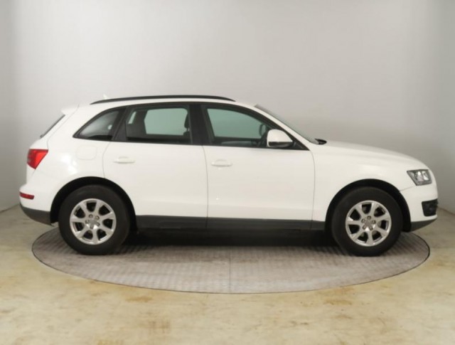 Audi Q5  2.0 TDI 