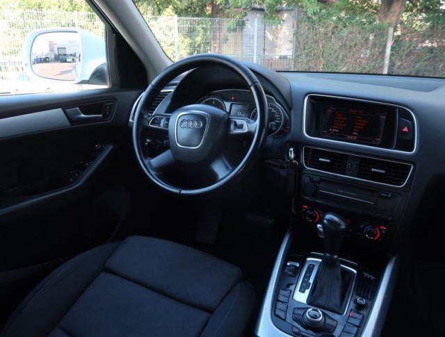 Audi Q5  2.0 TDI 