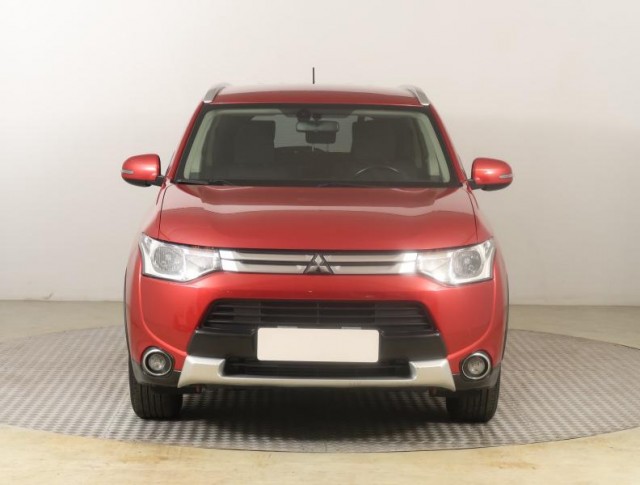 Mitsubishi Outlander  2.2 DI-D 