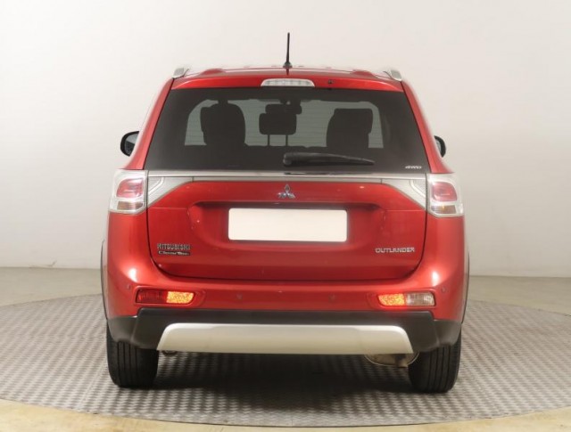 Mitsubishi Outlander  2.2 DI-D 