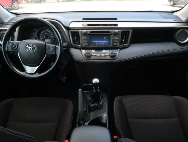 Toyota RAV 4  2.0 D-4D 