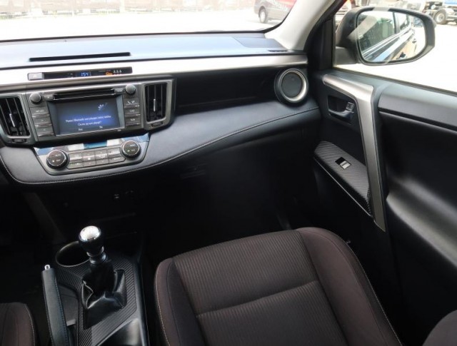 Toyota RAV 4  2.0 D-4D 