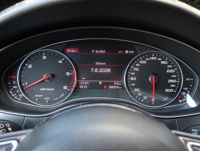 Audi A6 Allroad  3.0 TDI 