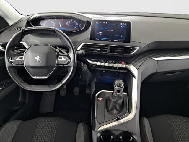 Peugeot 3008  1.2 PureTech 