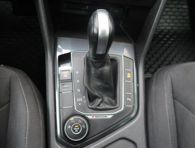 Volkswagen Tiguan  2.0 BiTDI R-Line
