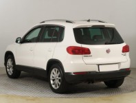 Volkswagen Tiguan  2.0 TSI 