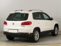 Volkswagen Tiguan  2.0 TSI 
