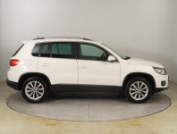 Volkswagen Tiguan  2.0 TSI 