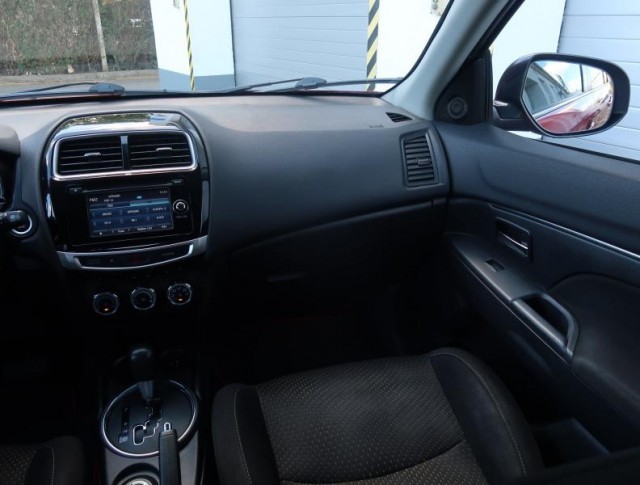 Mitsubishi ASX  2.2 DI-D Intense