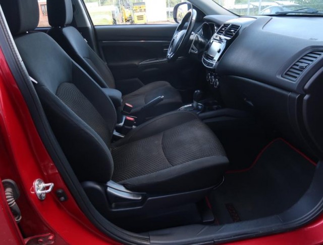Mitsubishi ASX  2.2 DI-D Intense
