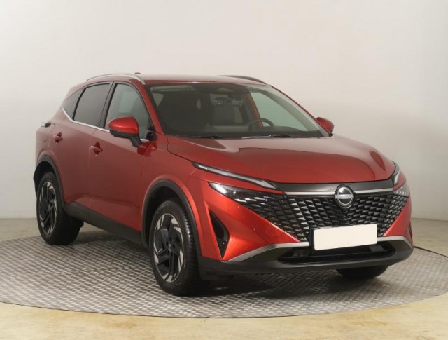 Nissan Qashqai  1.3 DIG-T MHEV N-Connecta