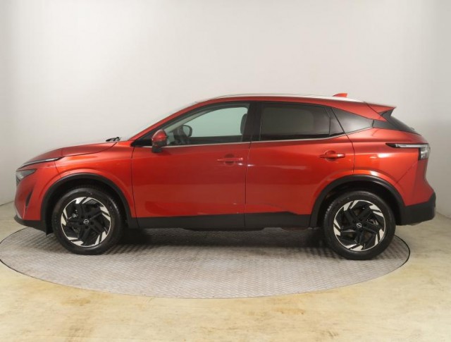 Nissan Qashqai  1.3 DIG-T MHEV N-Connecta