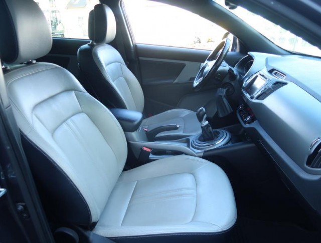 Kia Sportage  1.7 CRDi 