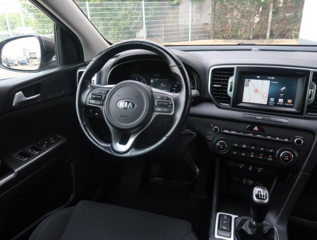 Kia Sportage  2.0 CRDi 